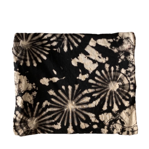 Tie Dye Scarf - Picture 3 of 5